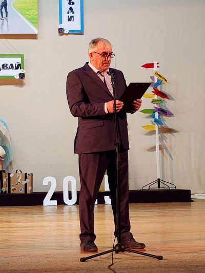 Вдъхновяващо изпращане на Випуск 2025  2